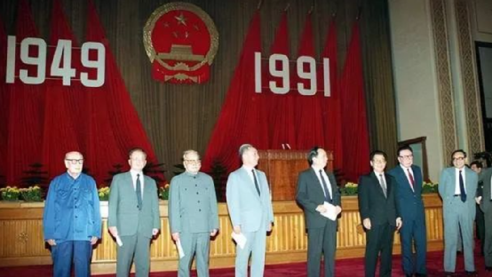 54歲當(dāng)選國務(wù)院副總理.png