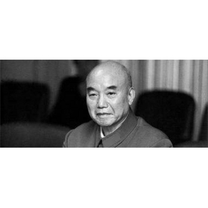 55年毛主席與徐立清談授銜問題：我準(zhǔn)備和蕭克談一下，讓他帶個